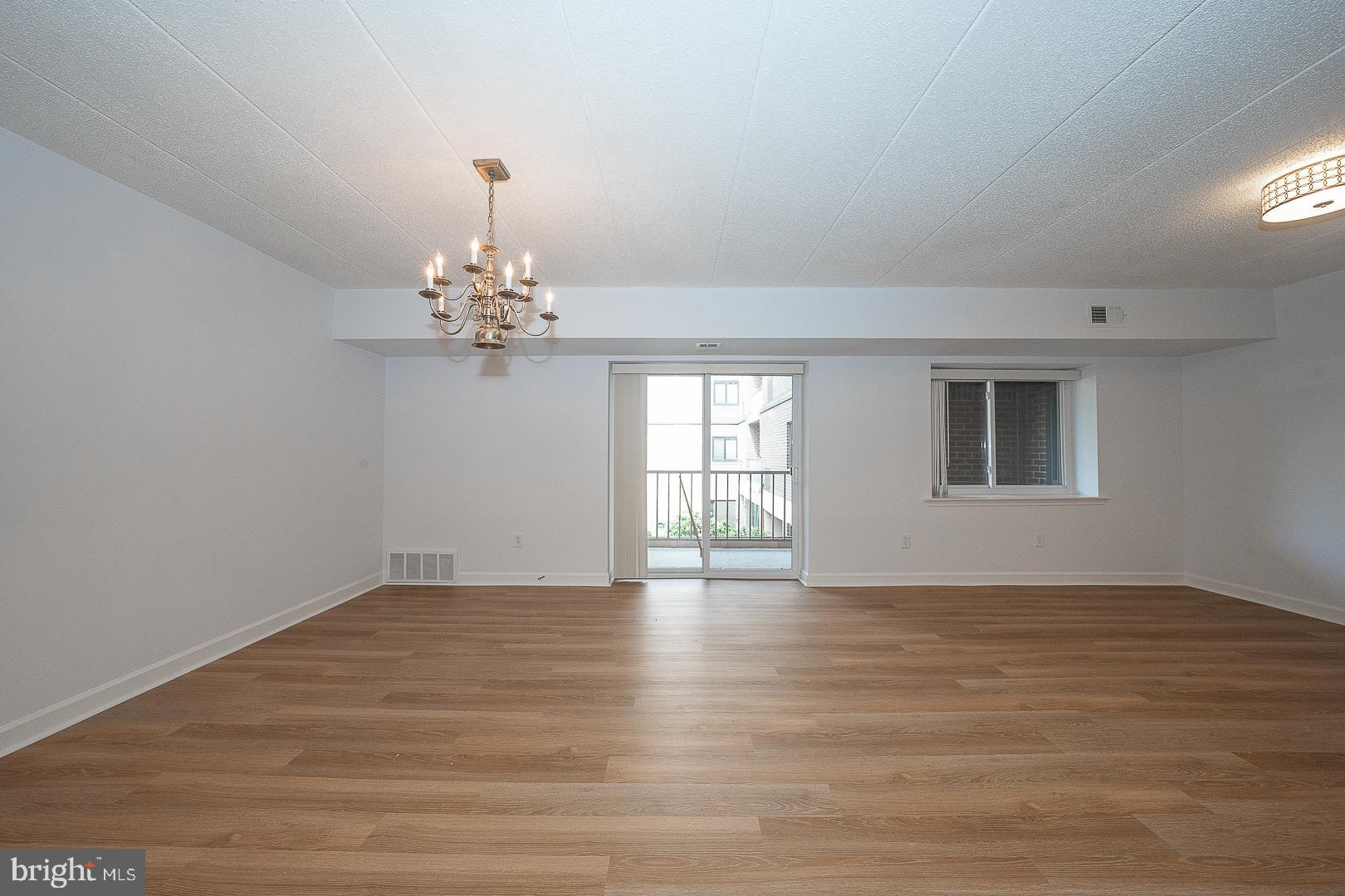 WYNNEWOOD - Residential