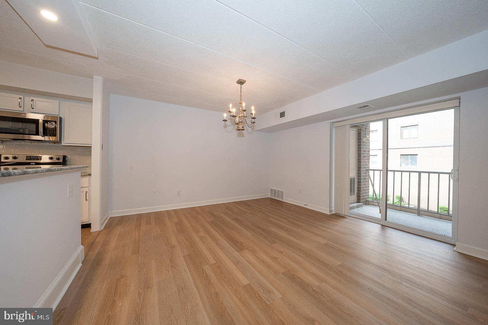 WYNNEWOOD - Residential