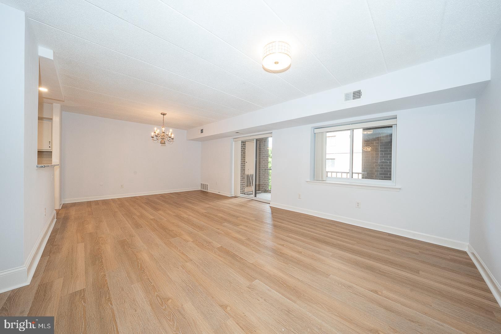 WYNNEWOOD - Residential