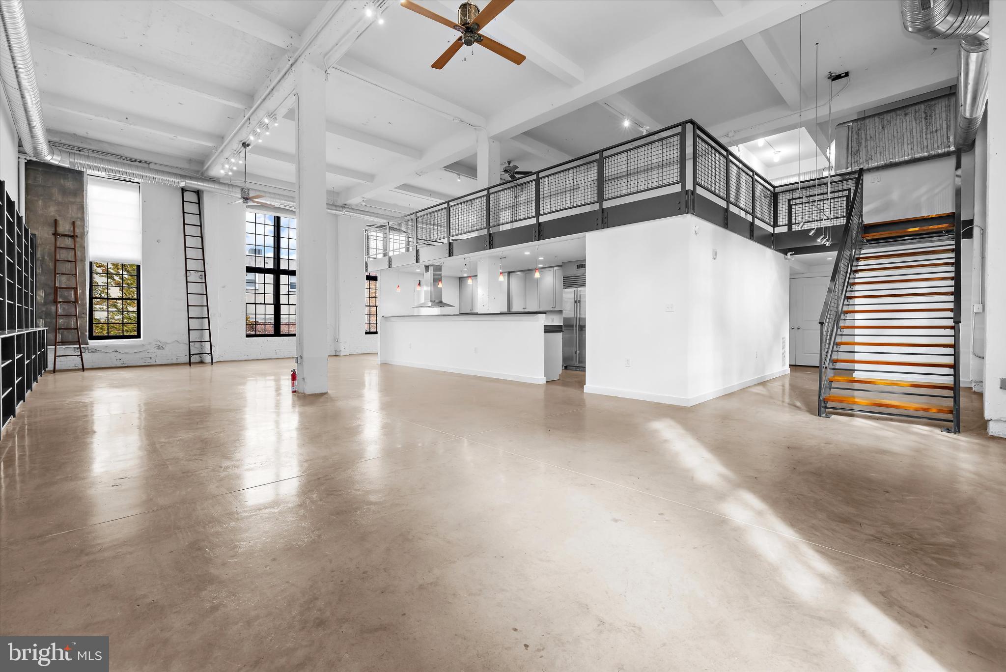 LITTLE ITALY - Residential