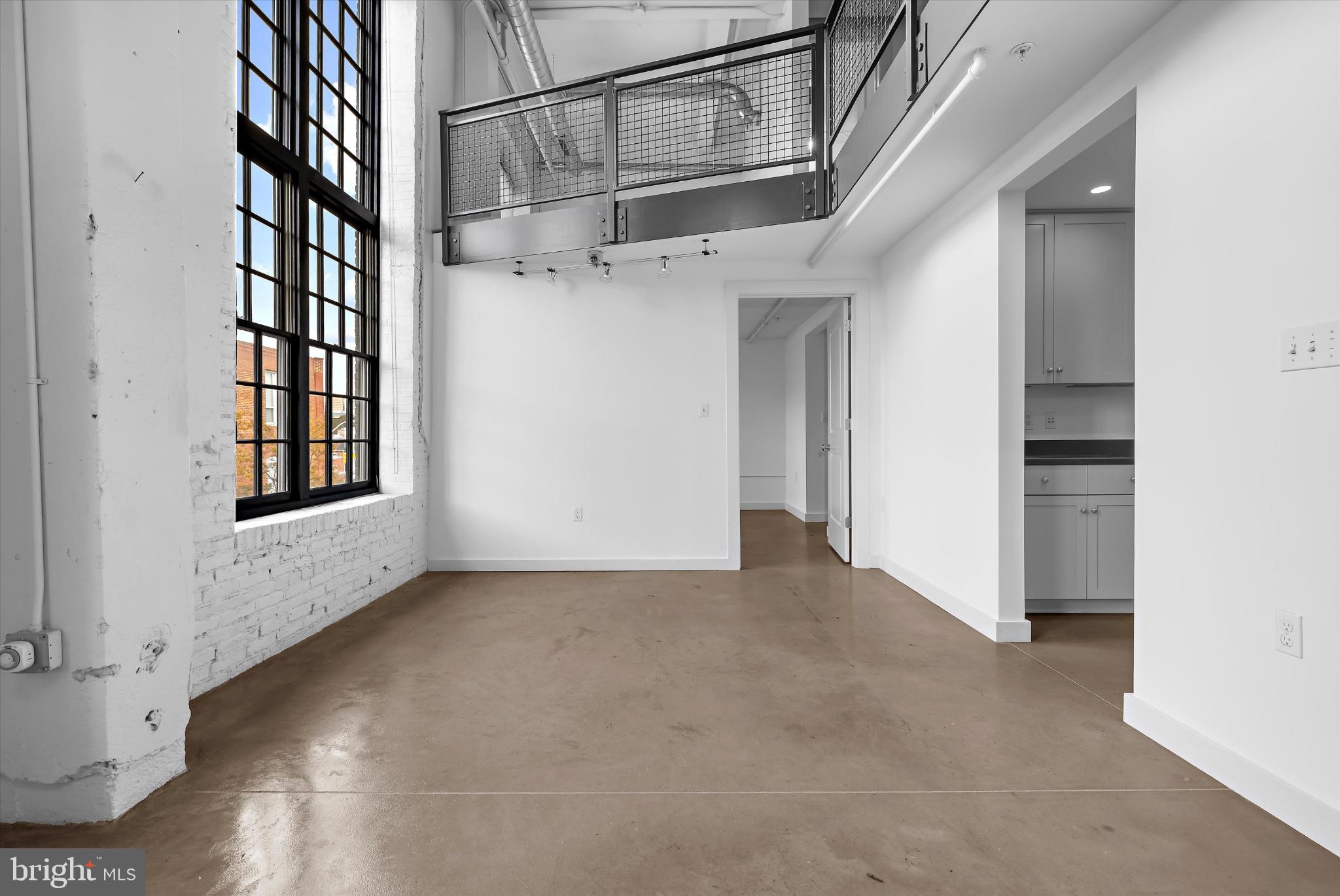 LITTLE ITALY - Residential