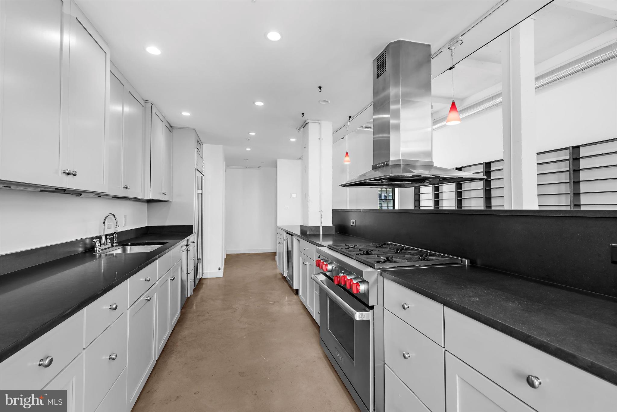 LITTLE ITALY - Residential