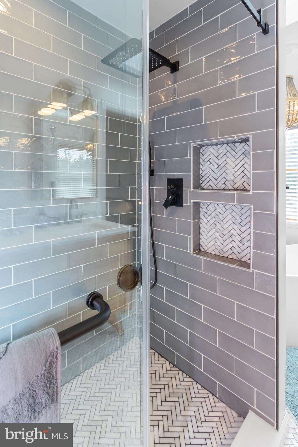 GLENN MEADOWS - Residential