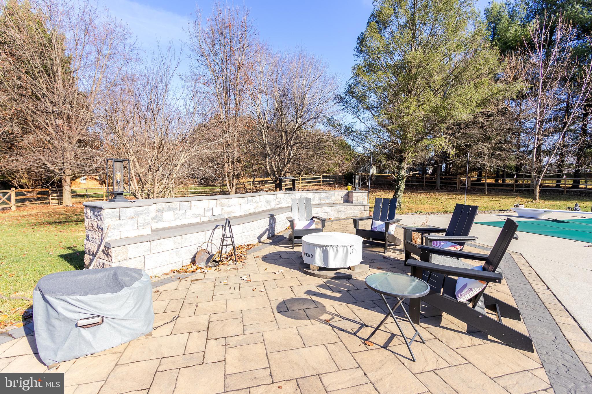 GLENN MEADOWS - Residential