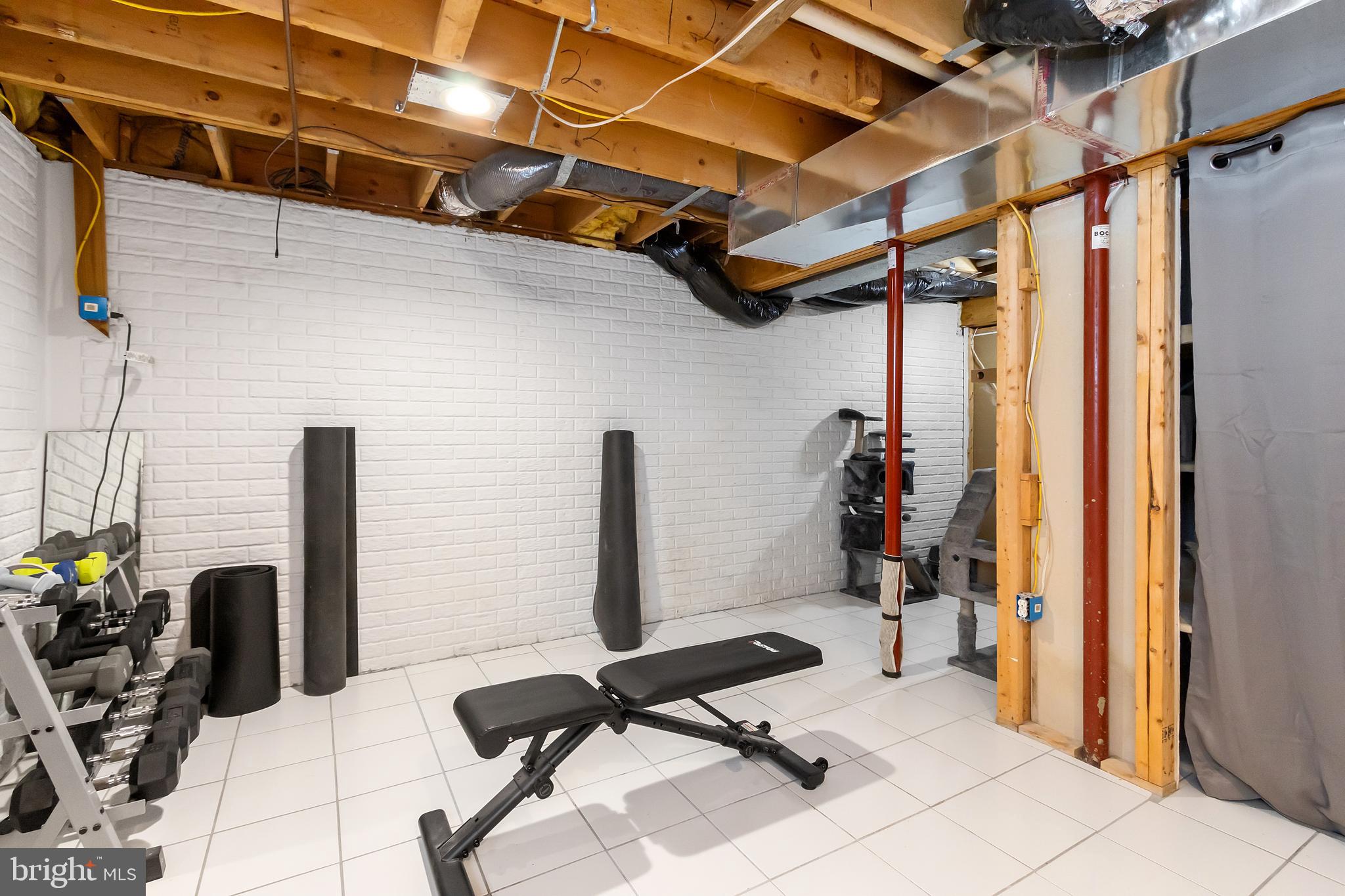 GLENN MEADOWS - Residential