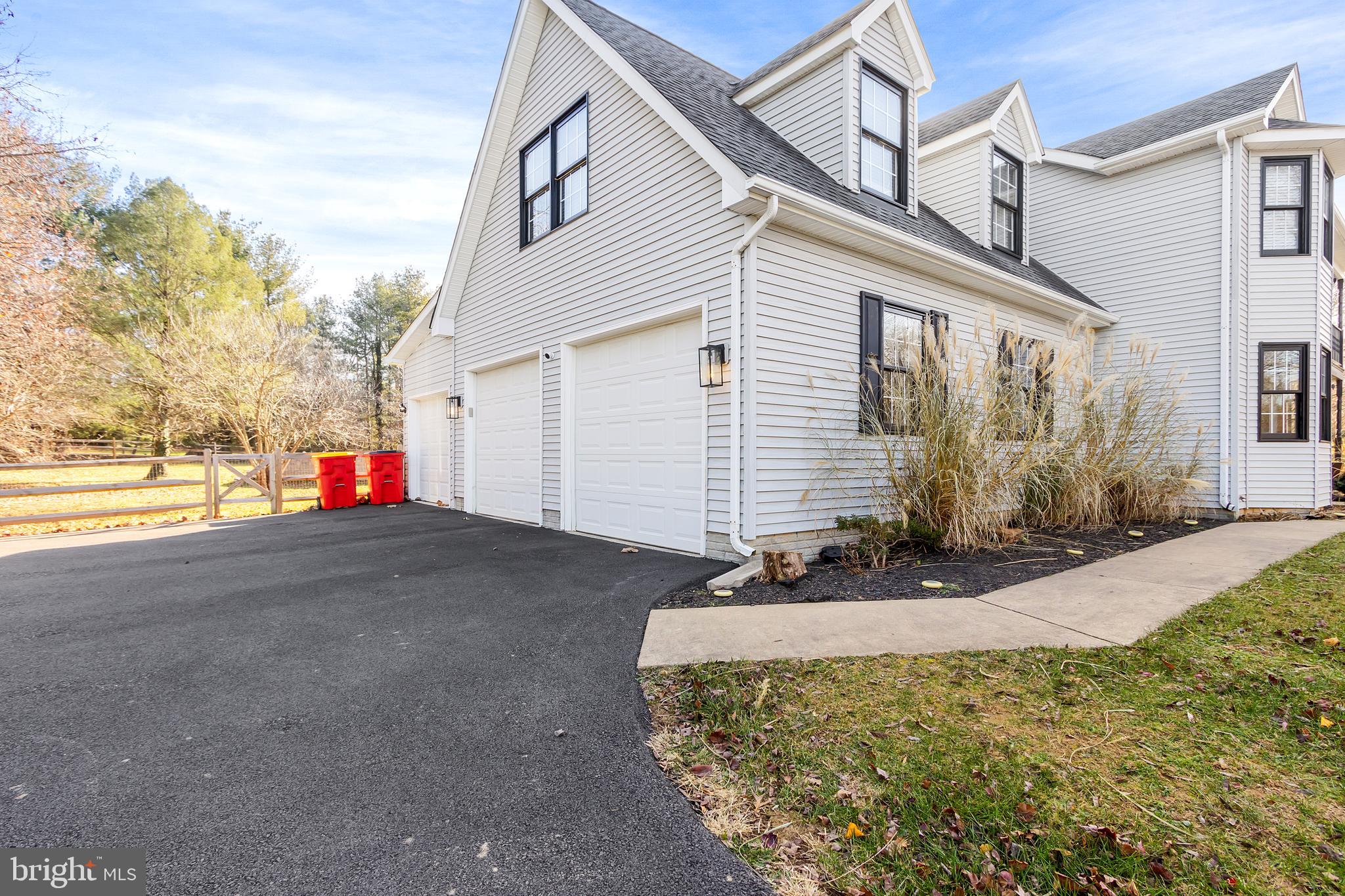 GLENN MEADOWS - Residential