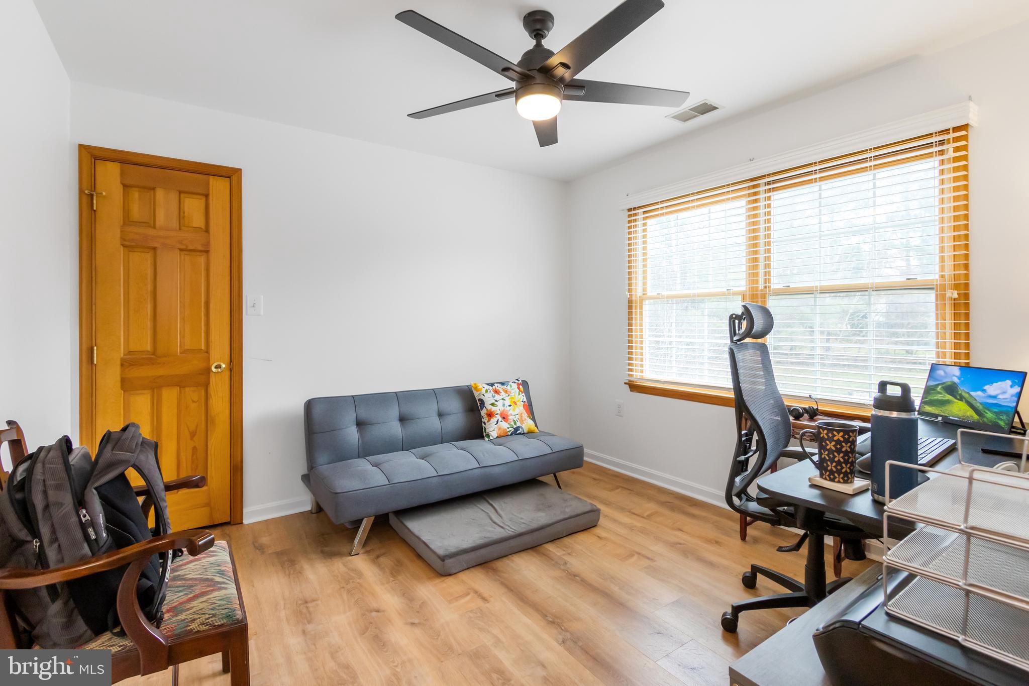 GLENN MEADOWS - Residential