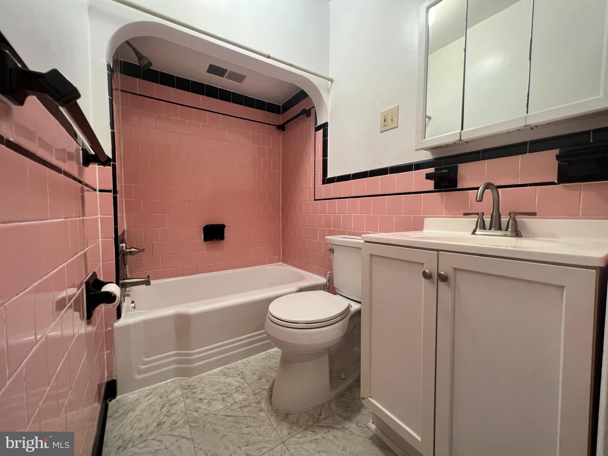 DOWNTOWN FREDERICK - Residential Lease