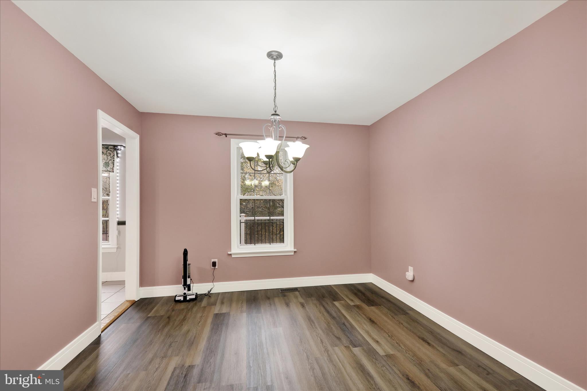 WINDING BROOKE EST - Residential