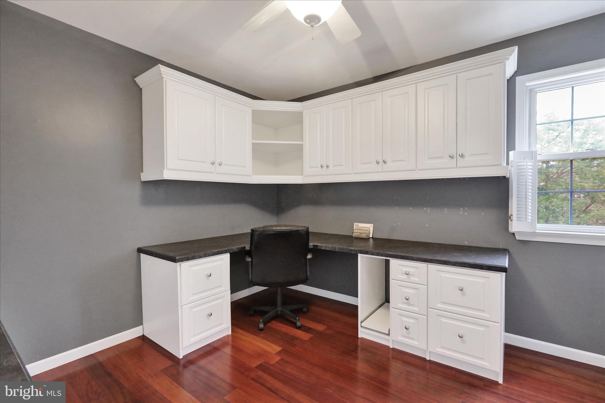 WINDING BROOKE EST - Residential