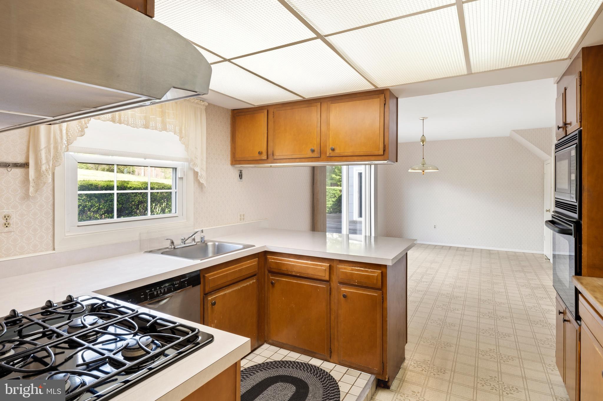 HEATHER HILLS AT BELAIR - Residential