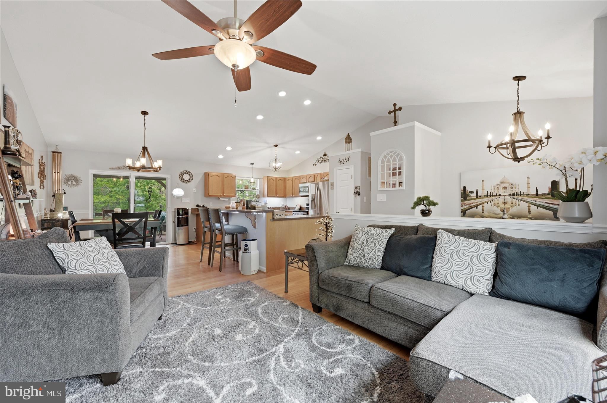 JEFFERSON VILLAGE - Residential