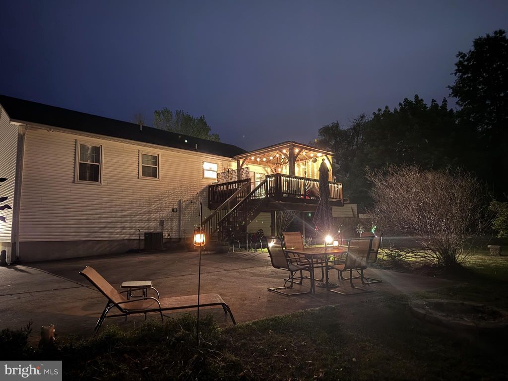 Photo of 119 Jefferson Court, STEPHENS CITY, VA 22655 (MLS # VAFV2041290)