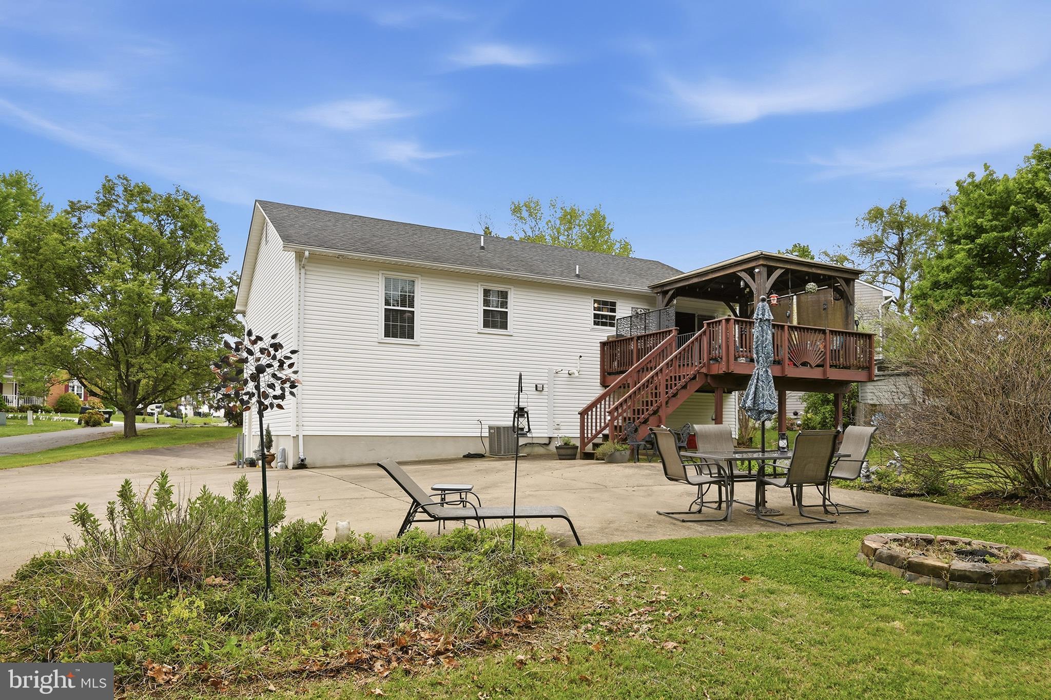 JEFFERSON VILLAGE - Residential