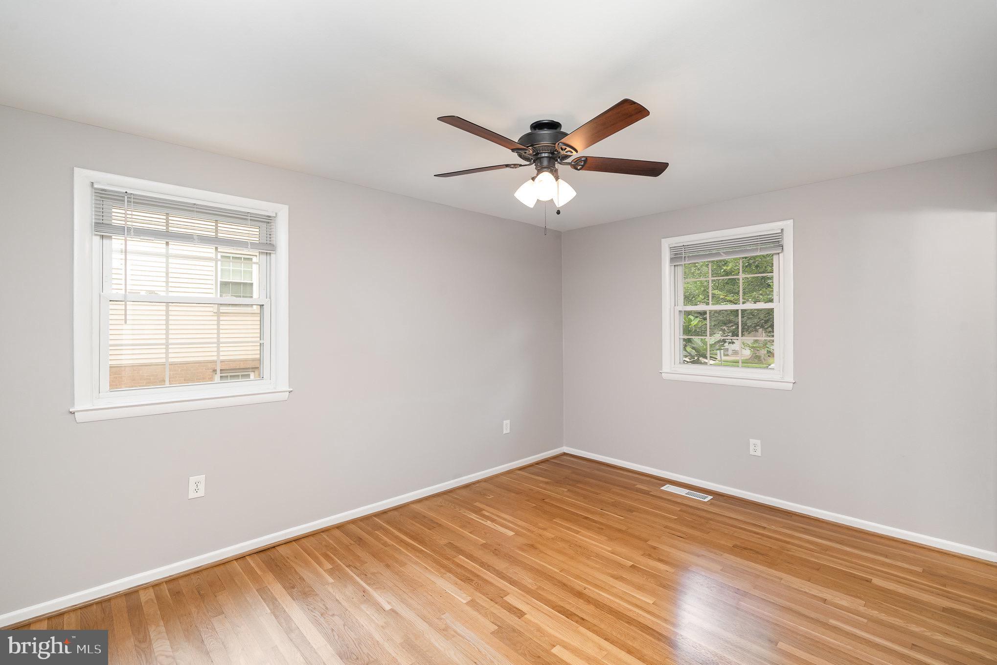 MOSBY WOODS - Residential Lease