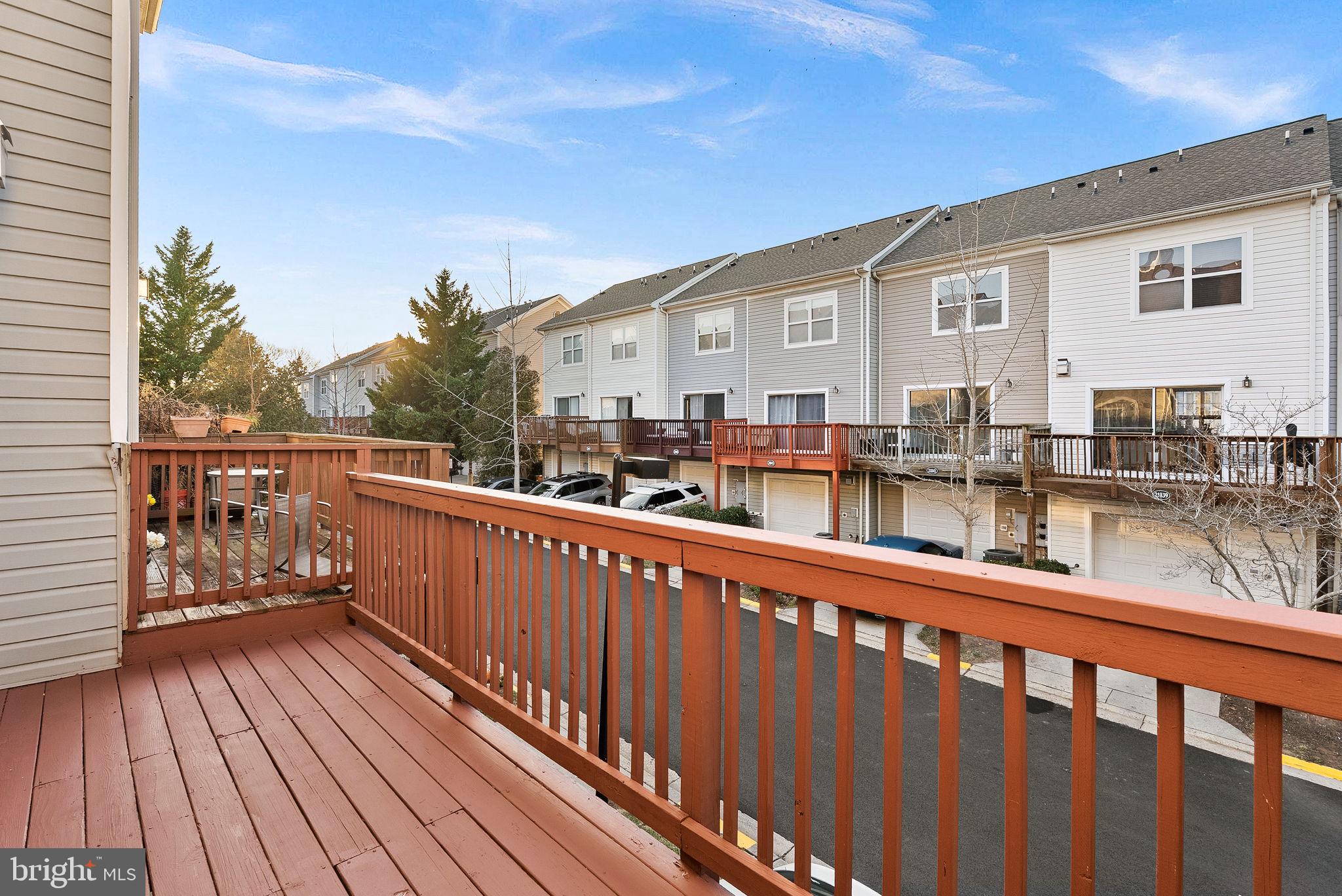 PARKSIDE AT ASHBURN - Residential