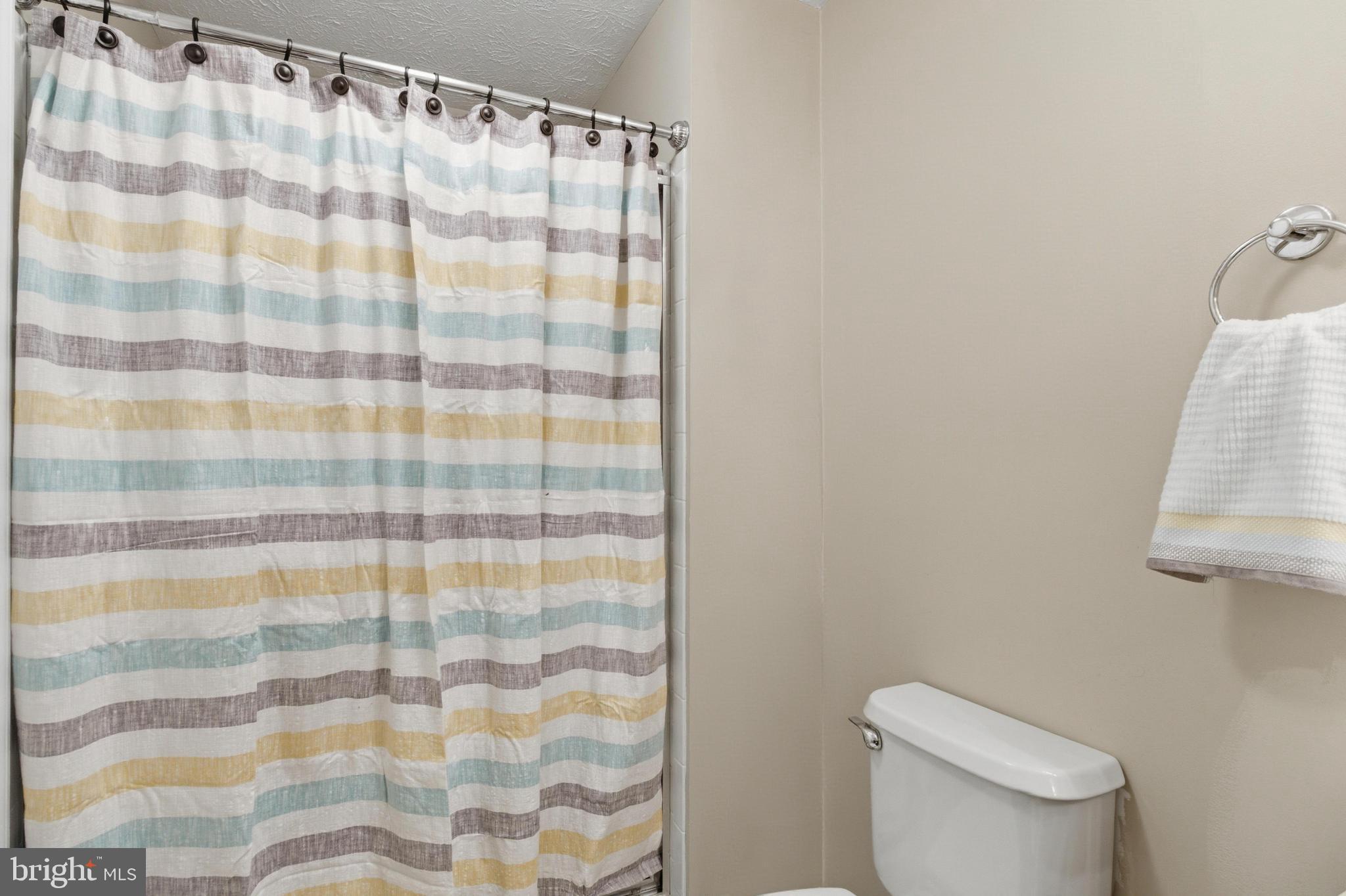 BRENTWOOD MANOR - Residential