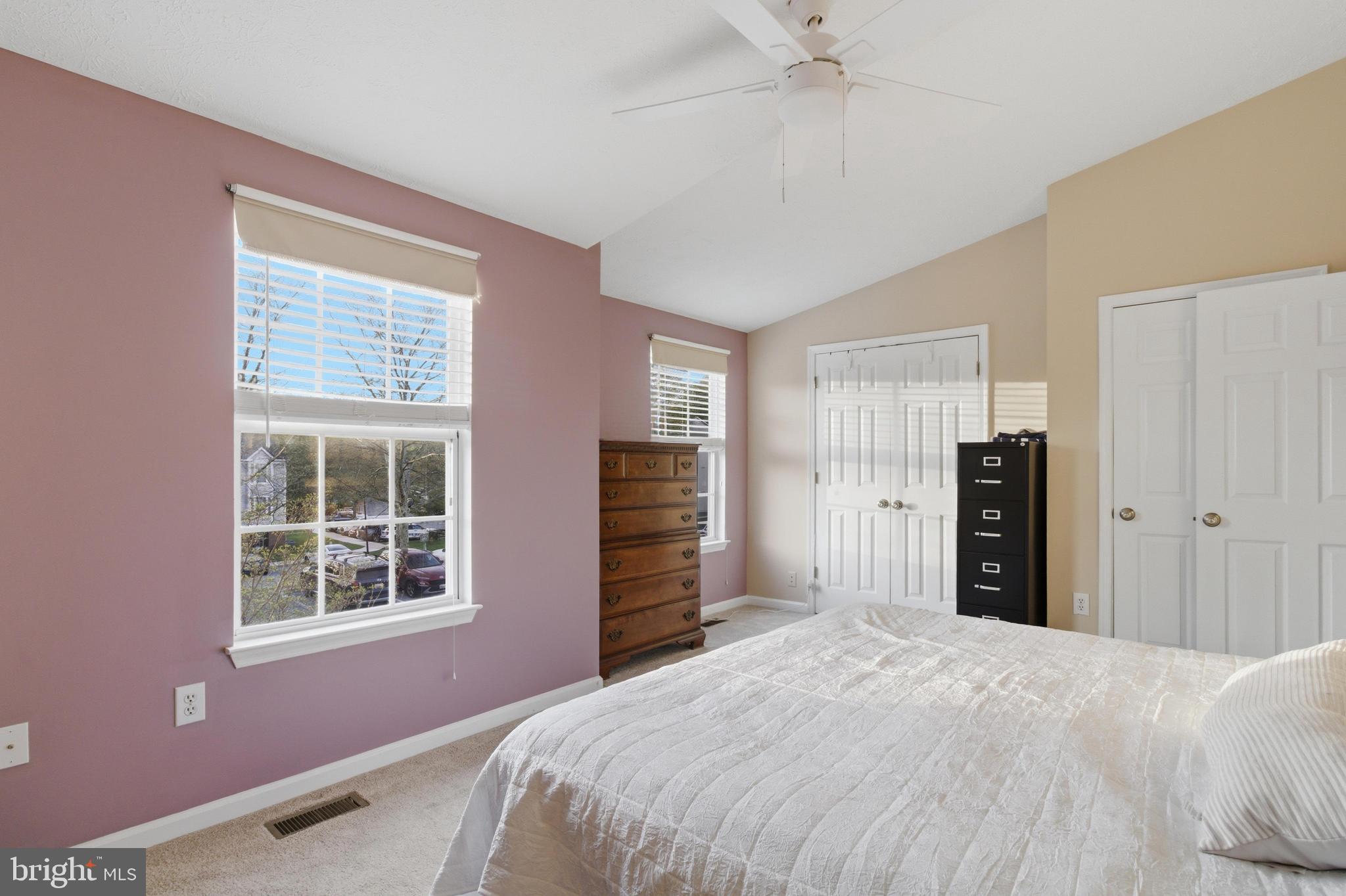 BRENTWOOD MANOR - Residential