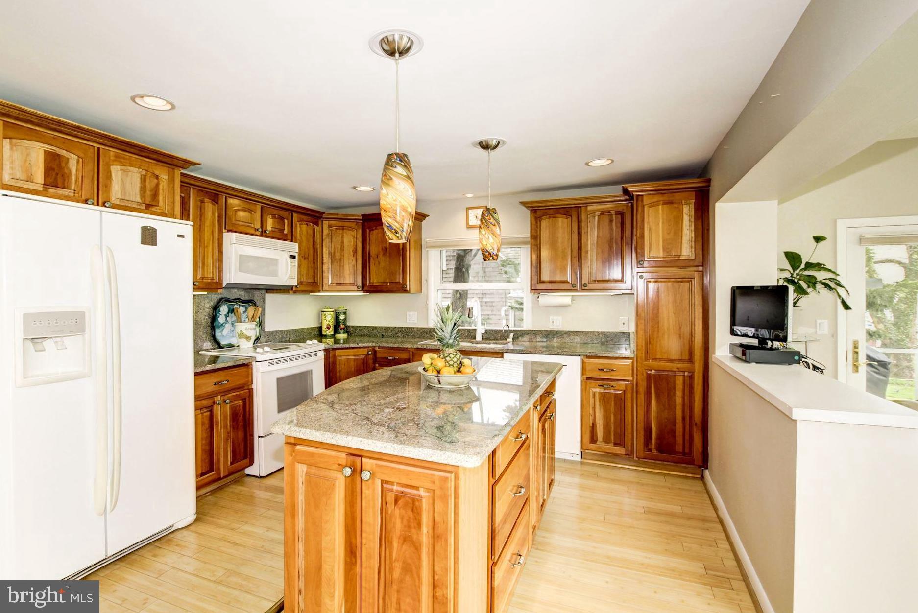 WHITEHALL BEACH - Residential