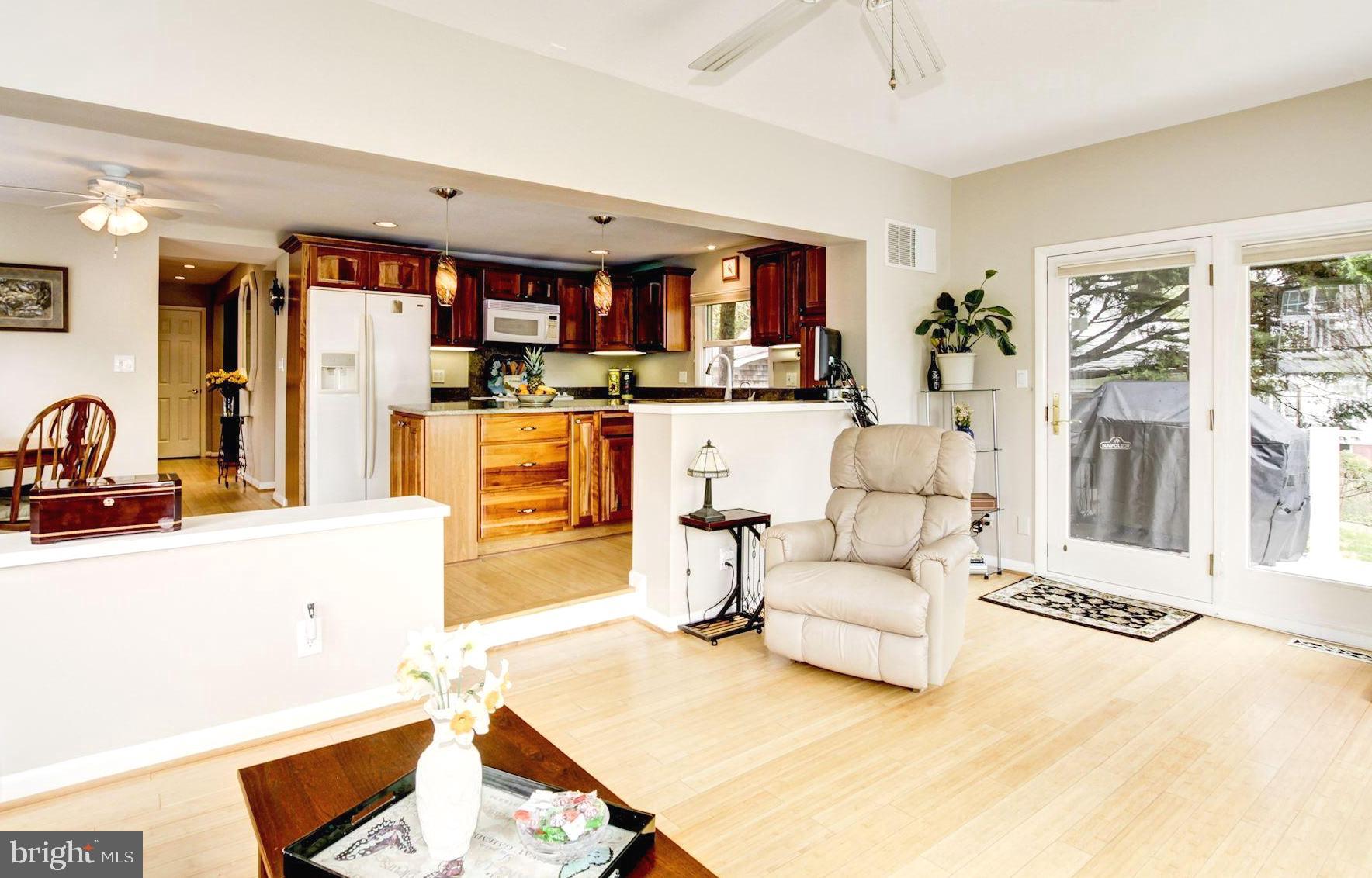 WHITEHALL BEACH - Residential