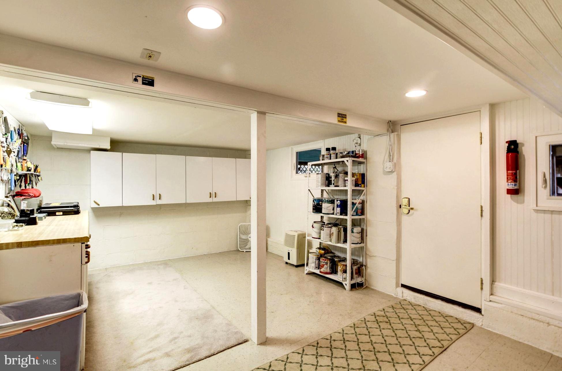 WHITEHALL BEACH - Residential