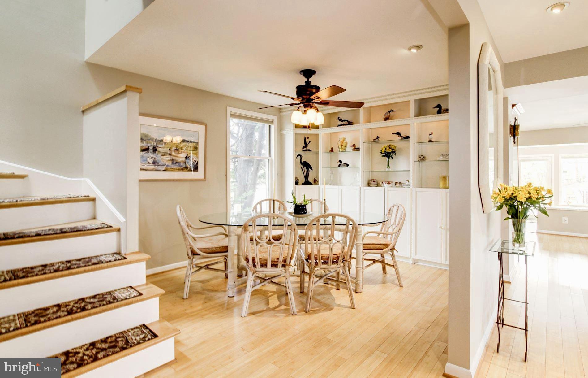 WHITEHALL BEACH - Residential