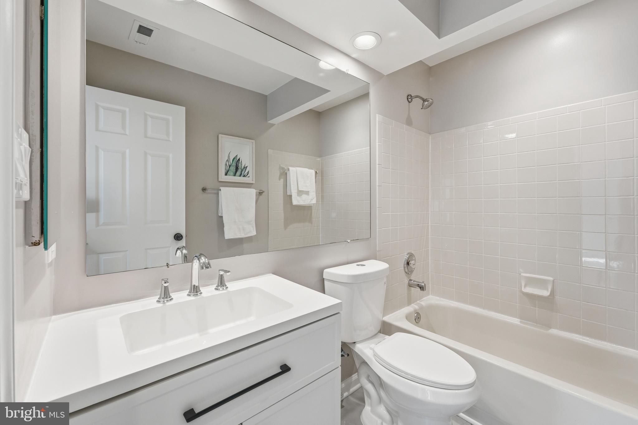 PRINCETON WOODS - Residential