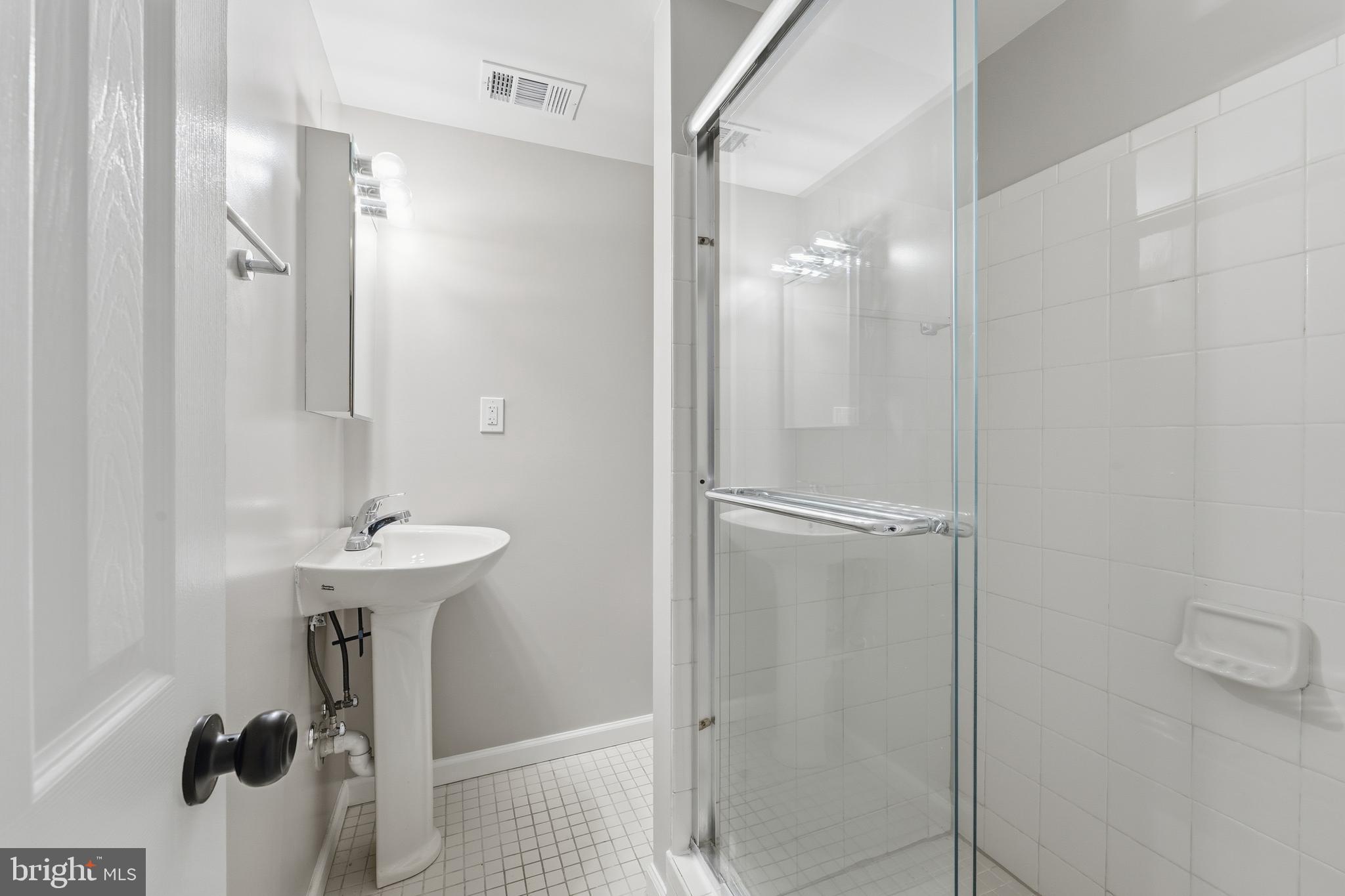 PRINCETON WOODS - Residential