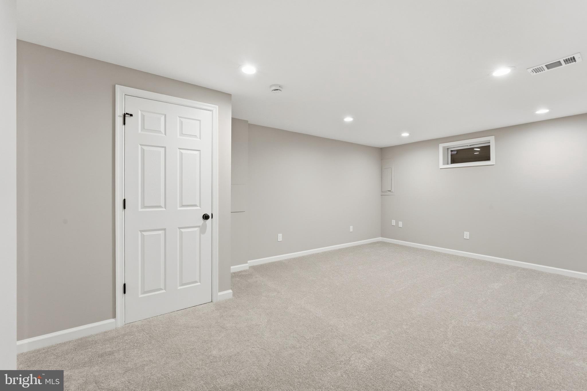 PRINCETON WOODS - Residential