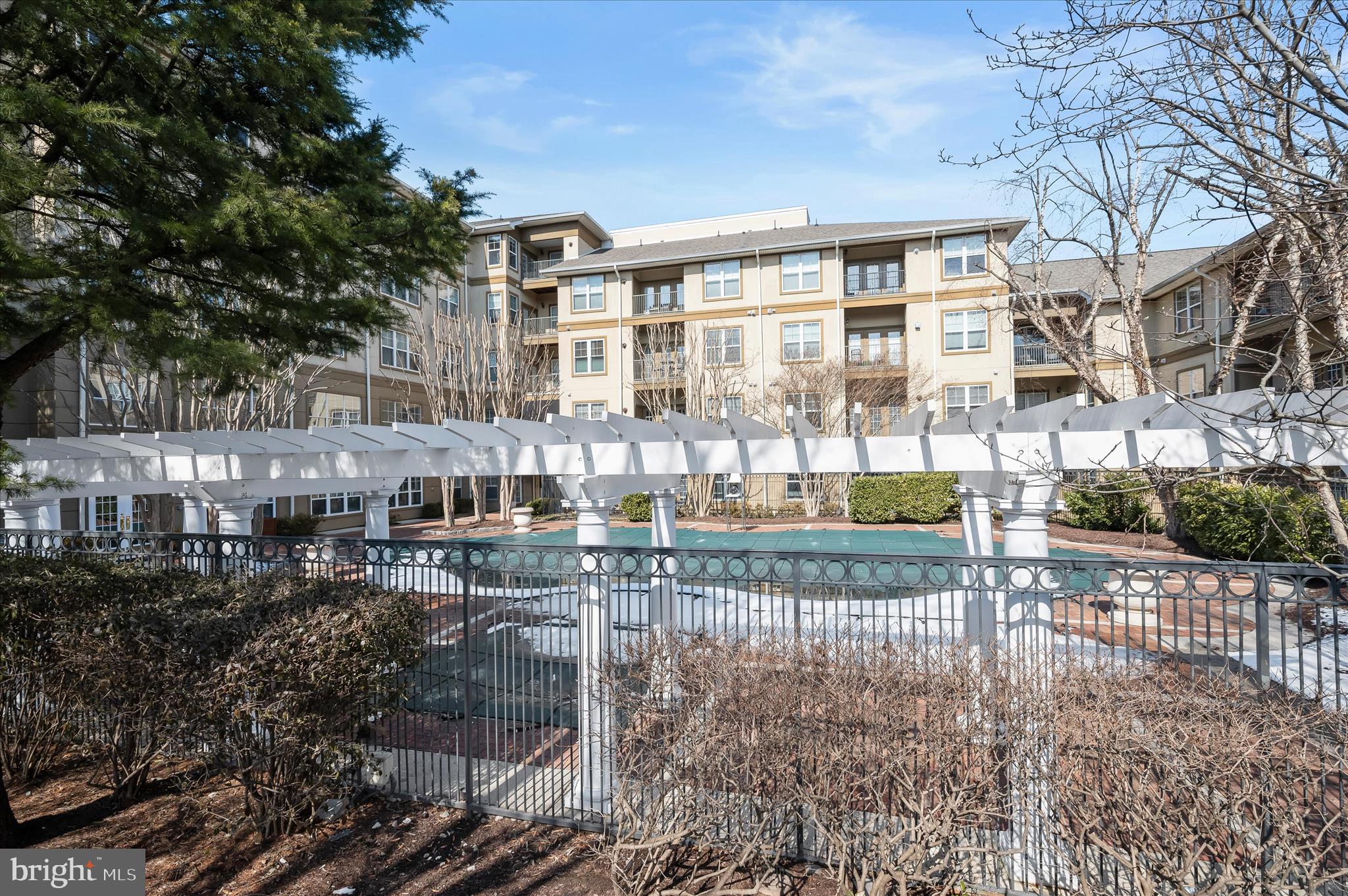 WHITE FLINT STATION - Residential