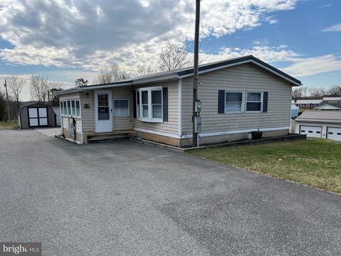 Mobile Home For Sale - 3272 Buchanan Trail<br/> GREENCASTLE, PA 17225