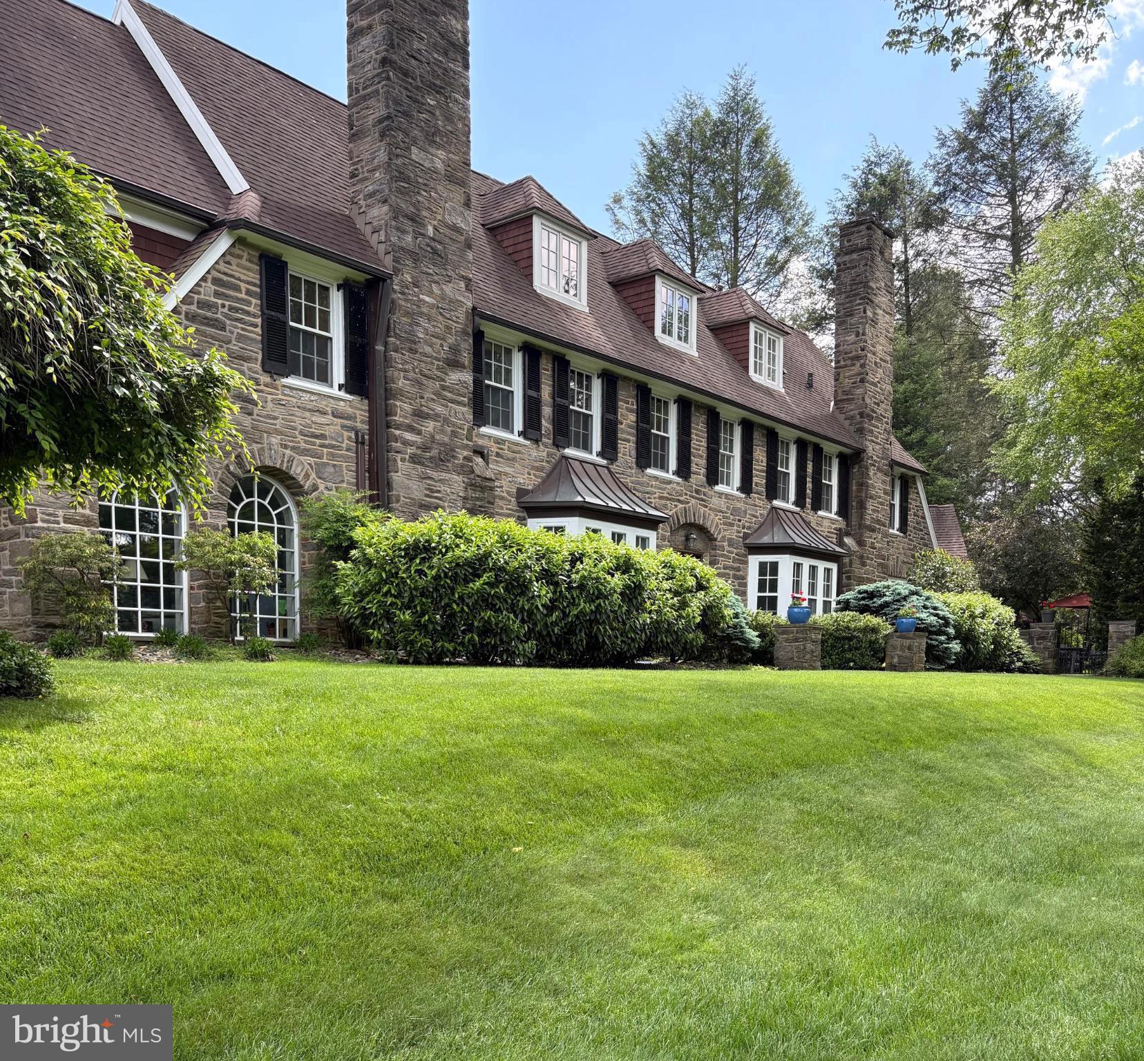 1380 GILBERT ROAD