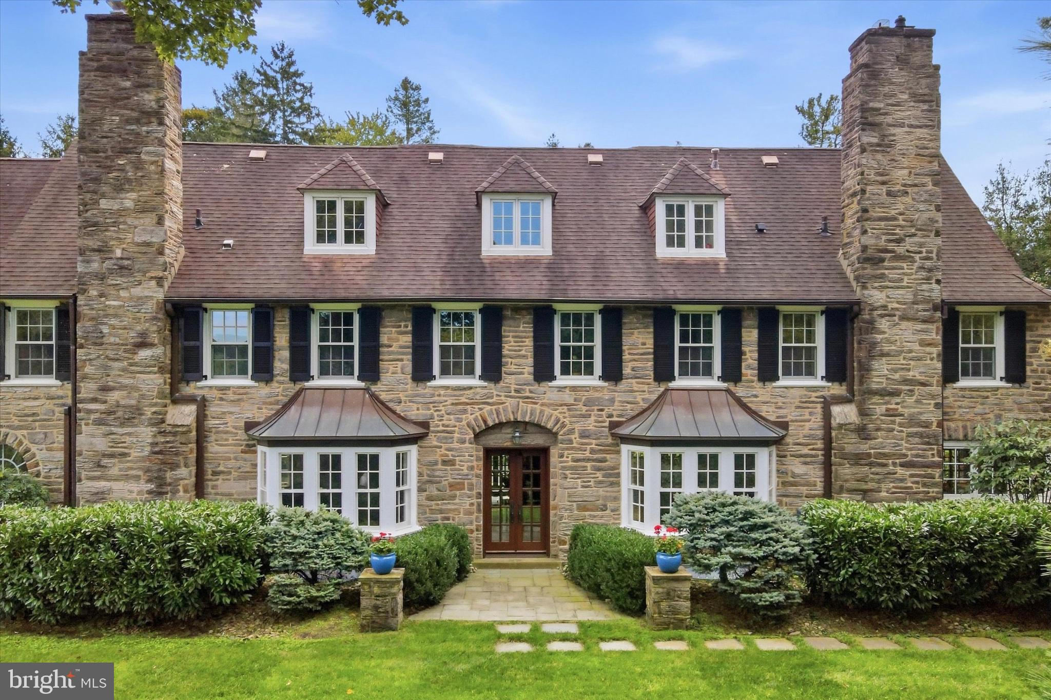 1380 GILBERT ROAD