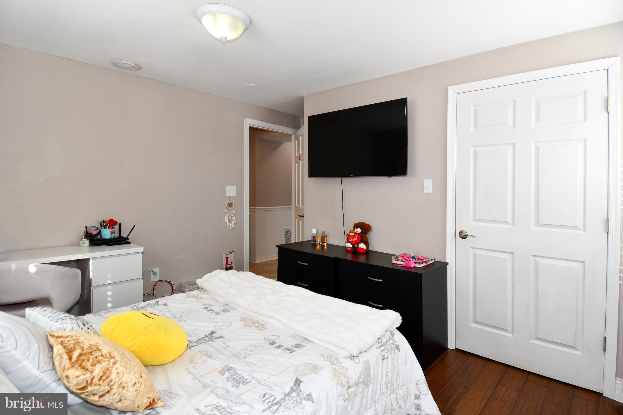 ROLLING VALLEY - Residential