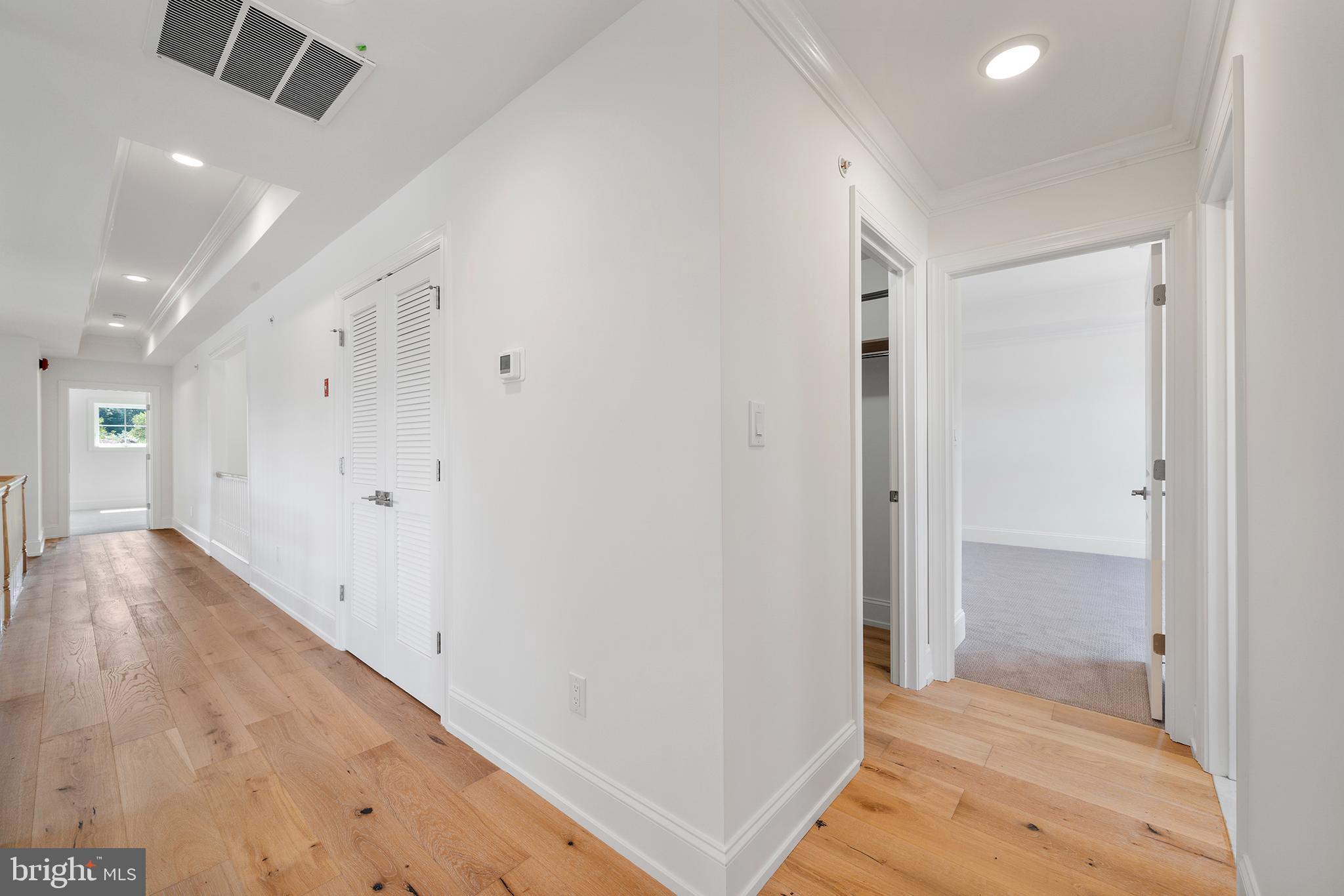 MEADOW CREEK - Residential