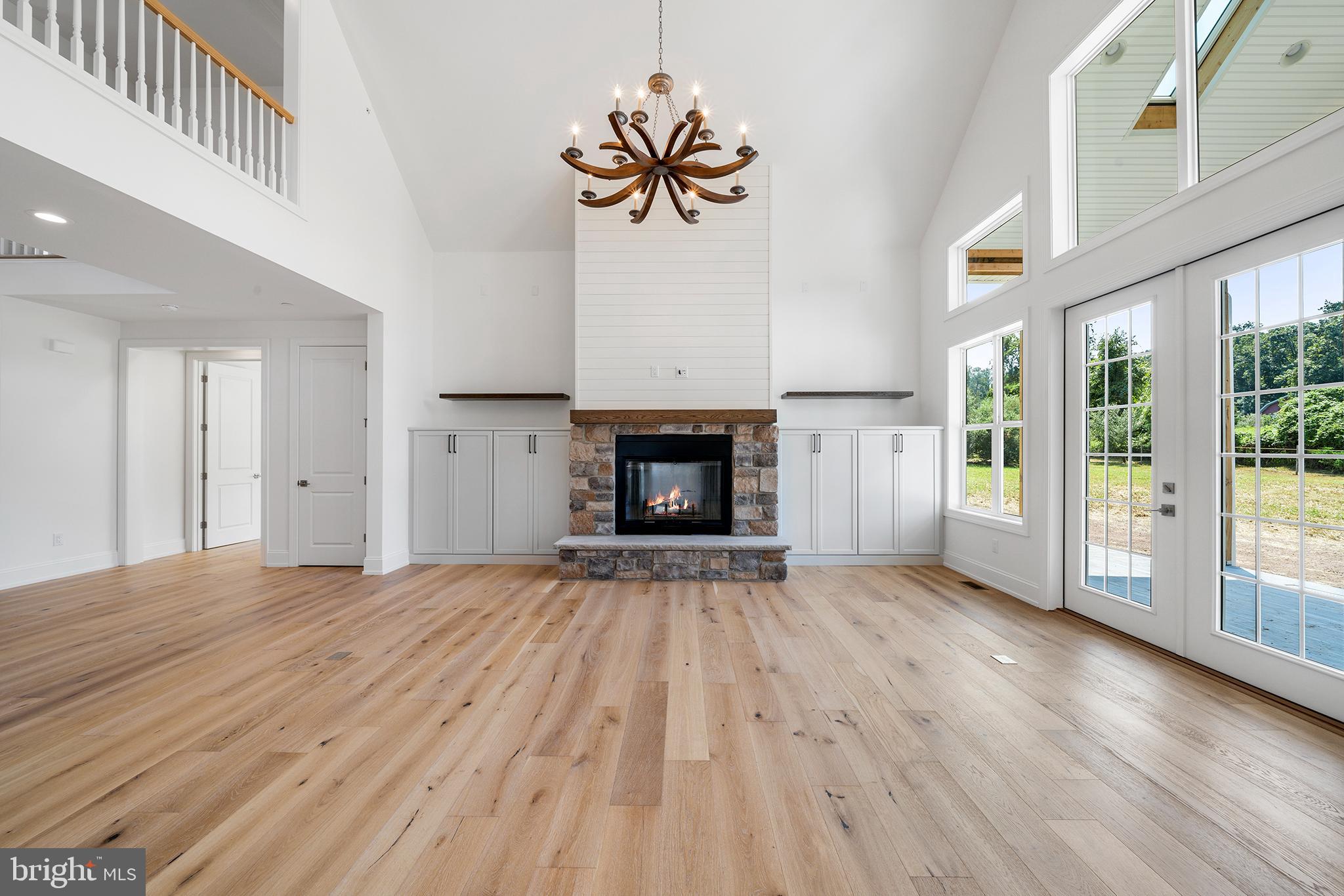 MEADOW CREEK - Residential