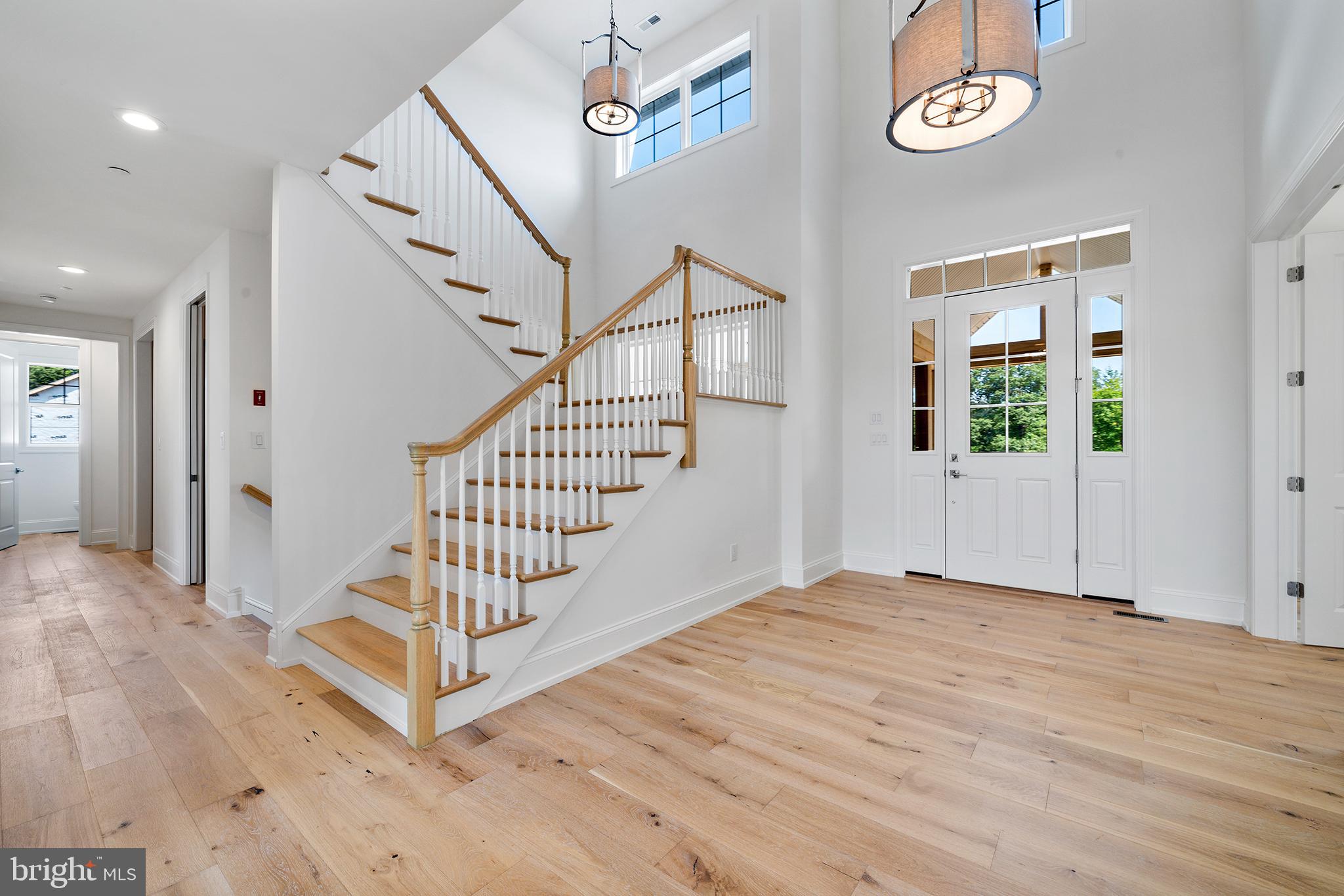 MEADOW CREEK - Residential