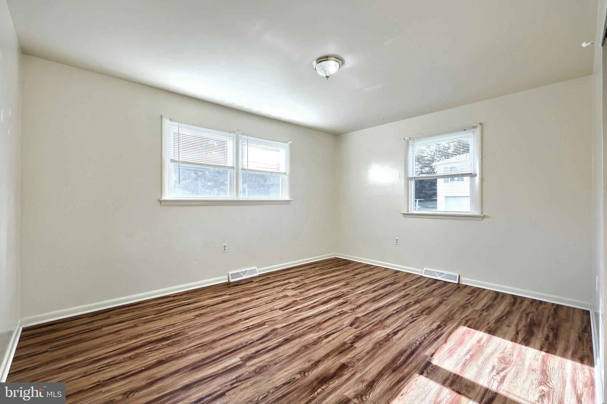 OXFORD TOWNSHIP - Residential