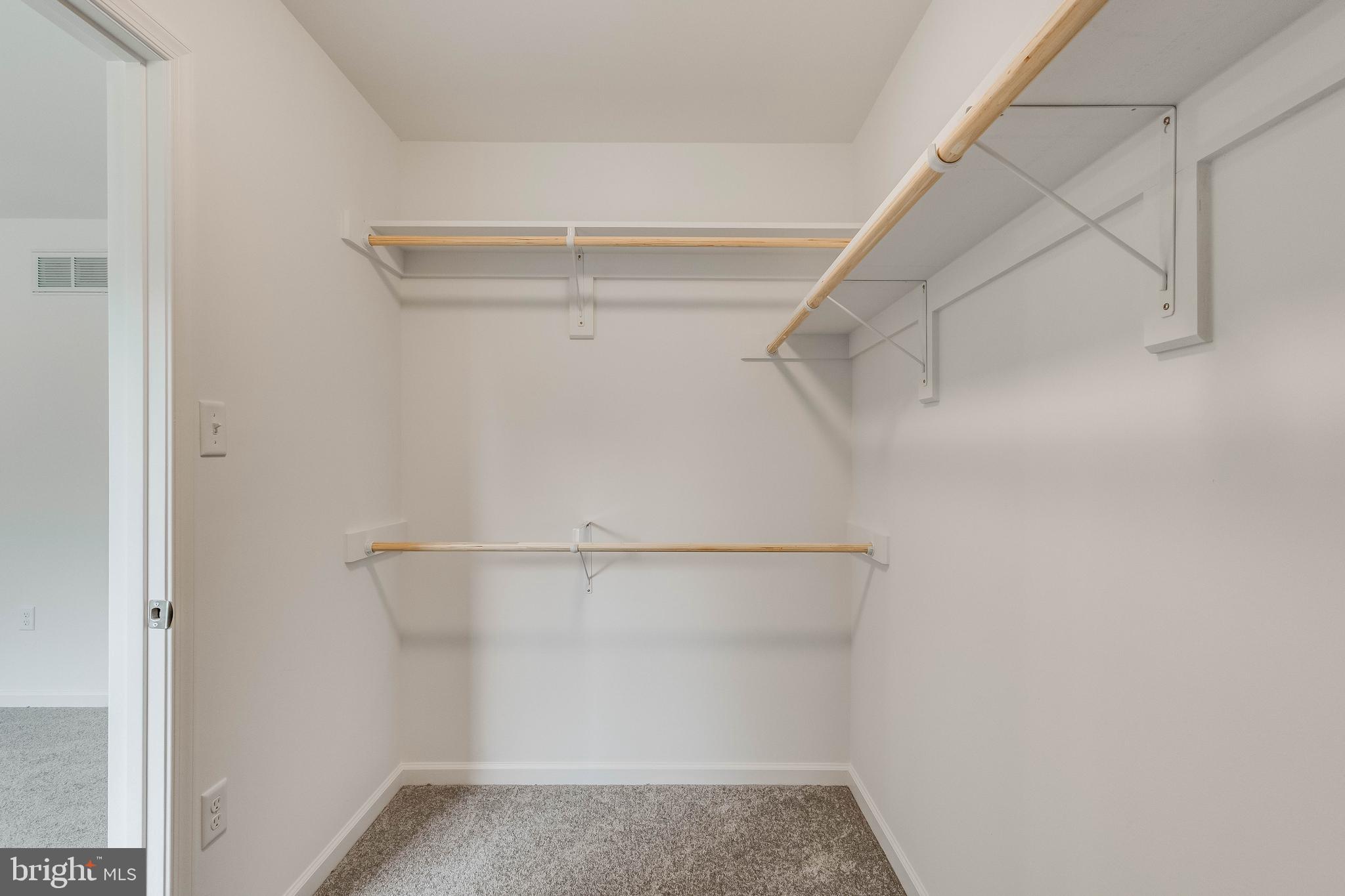 POND HAVEN - Residential