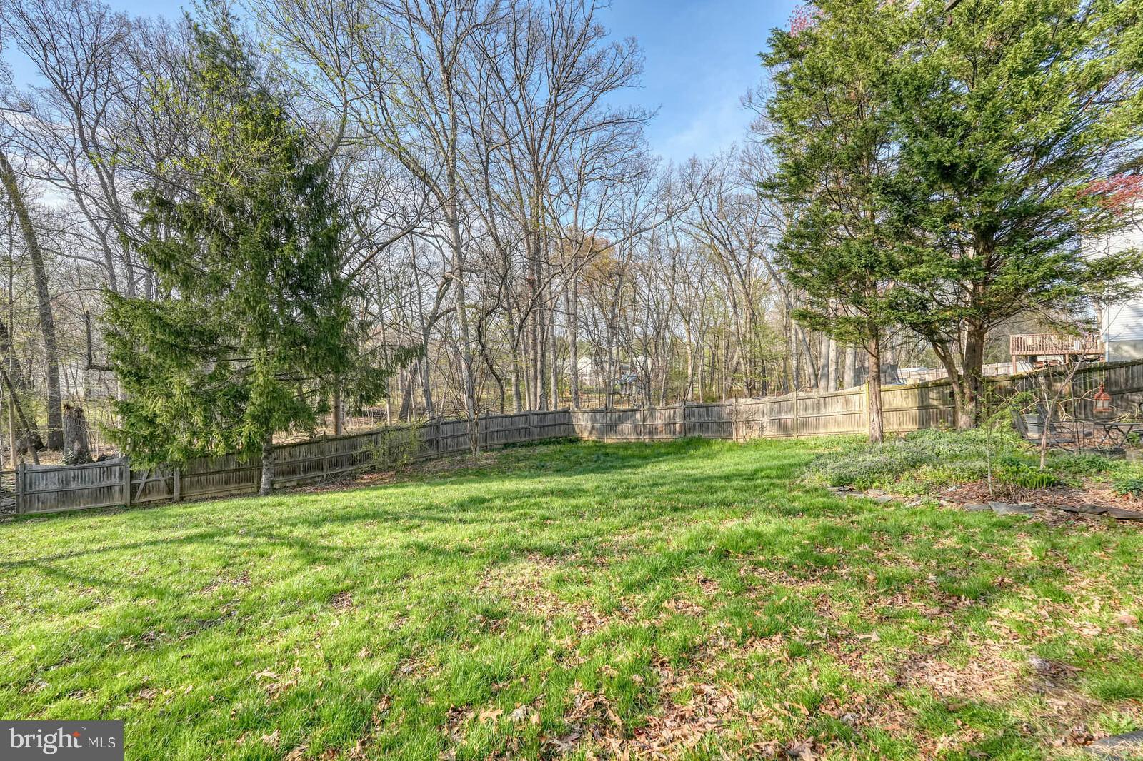 HUNTERS WOODS - Residential