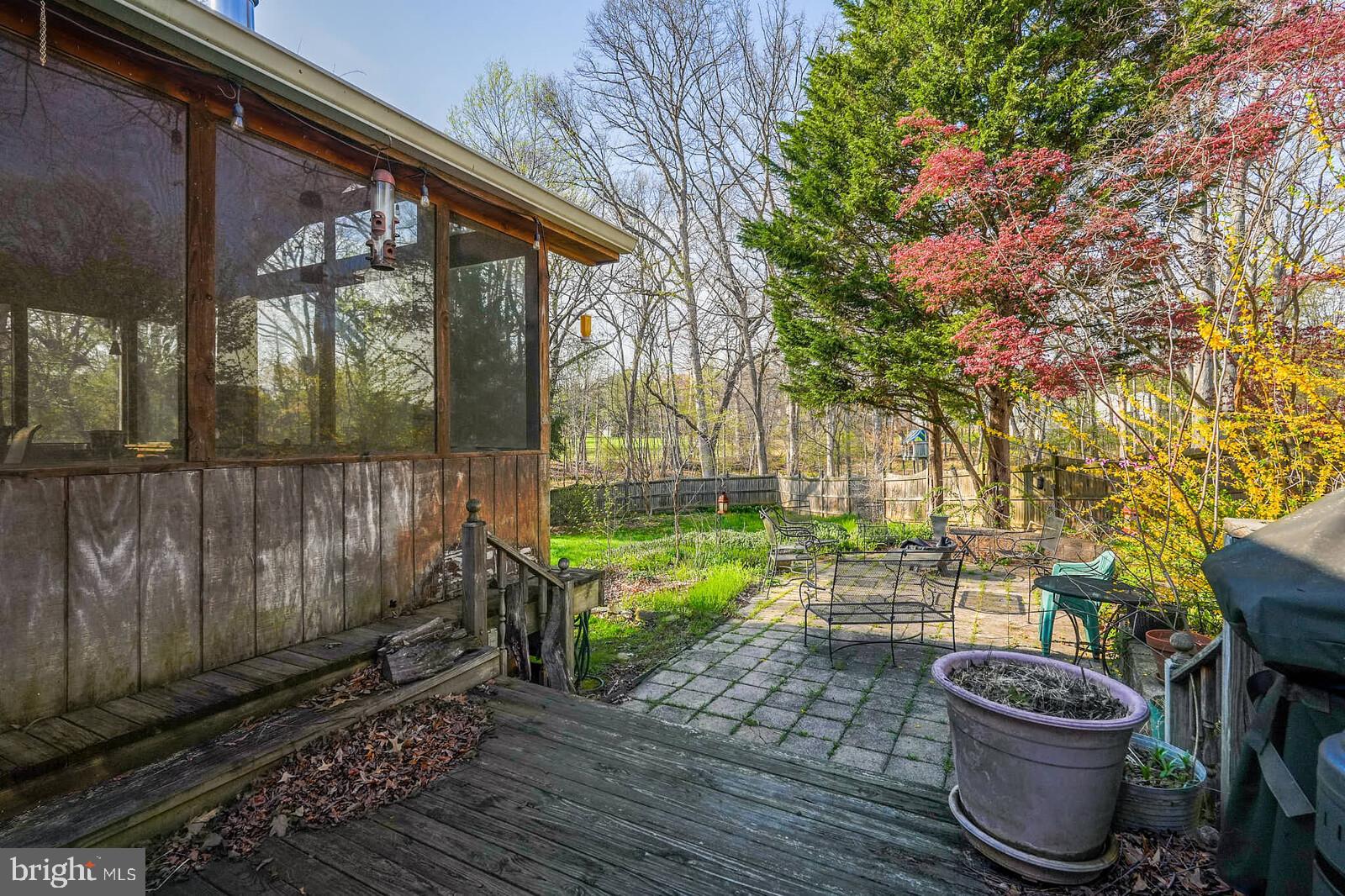 HUNTERS WOODS - Residential