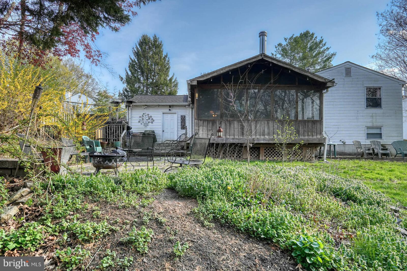 HUNTERS WOODS - Residential