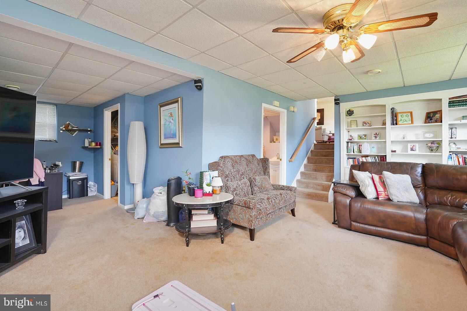 HUNTERS WOODS - Residential