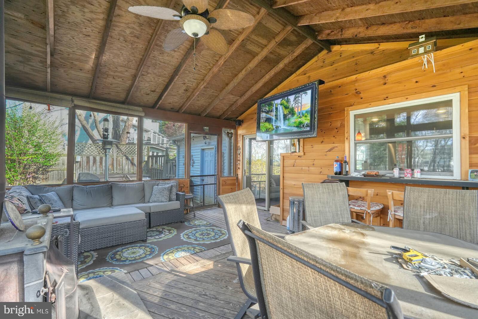 HUNTERS WOODS - Residential