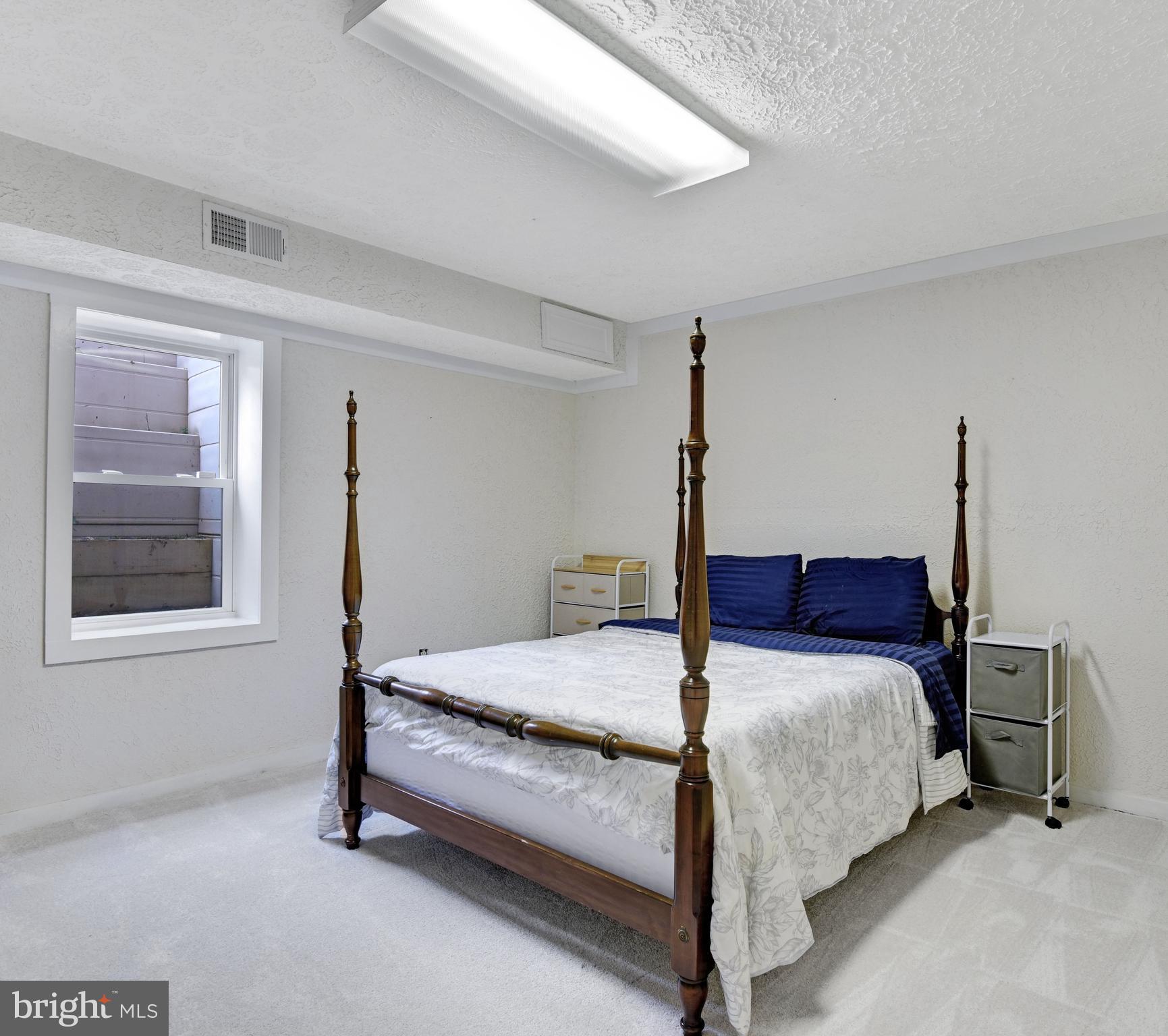 EVERGREEN FARM - Residential