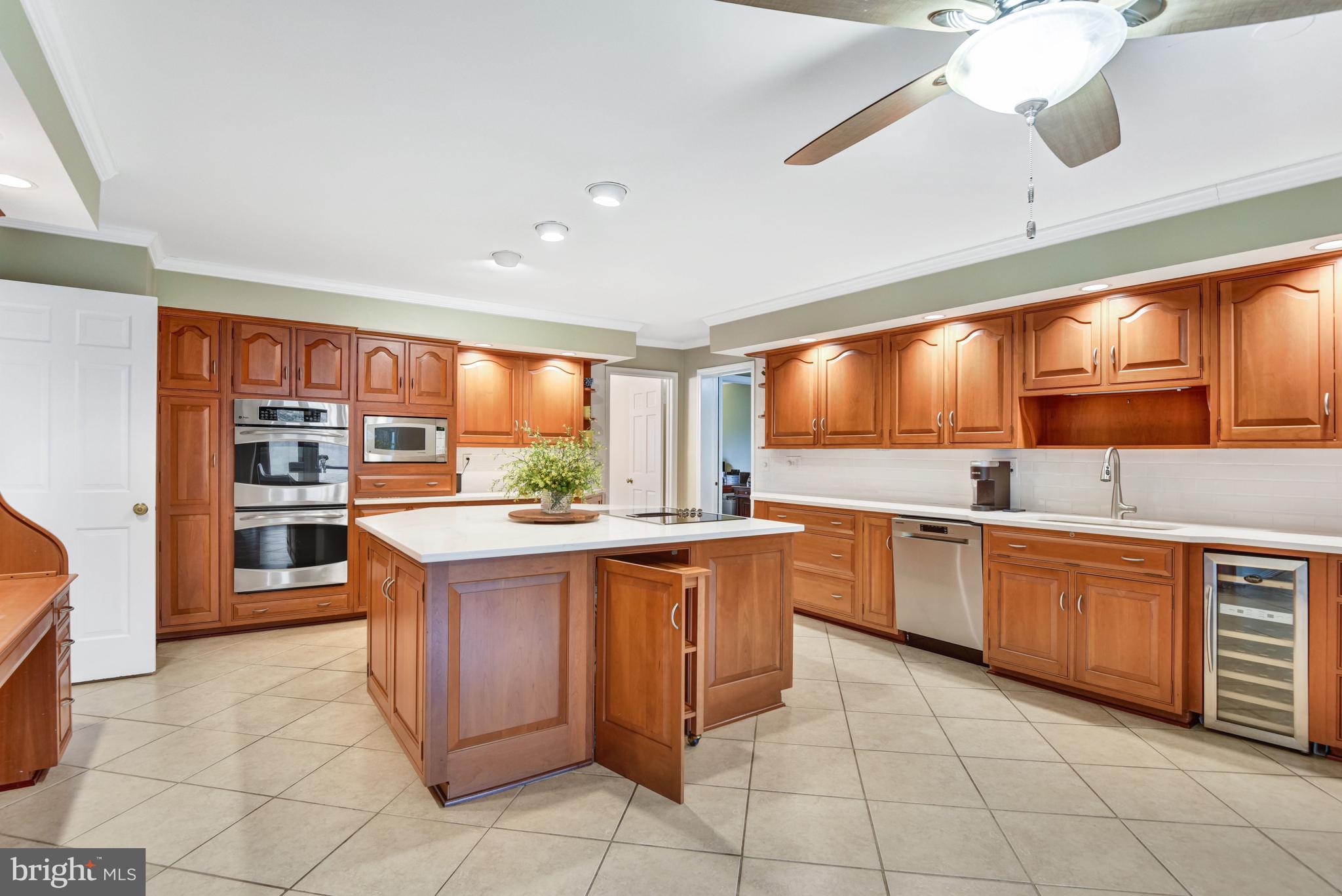 EVERGREEN FARM - Residential