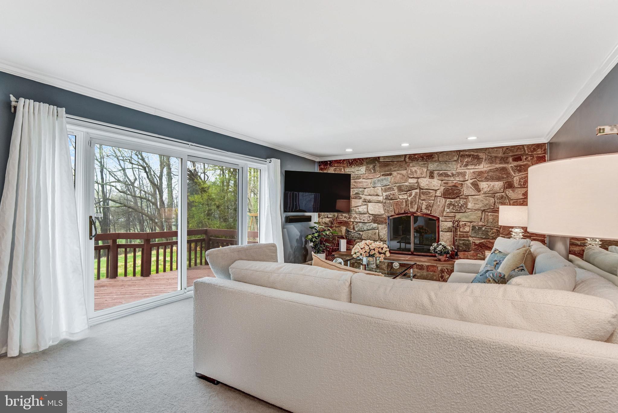 EVERGREEN FARM - Residential