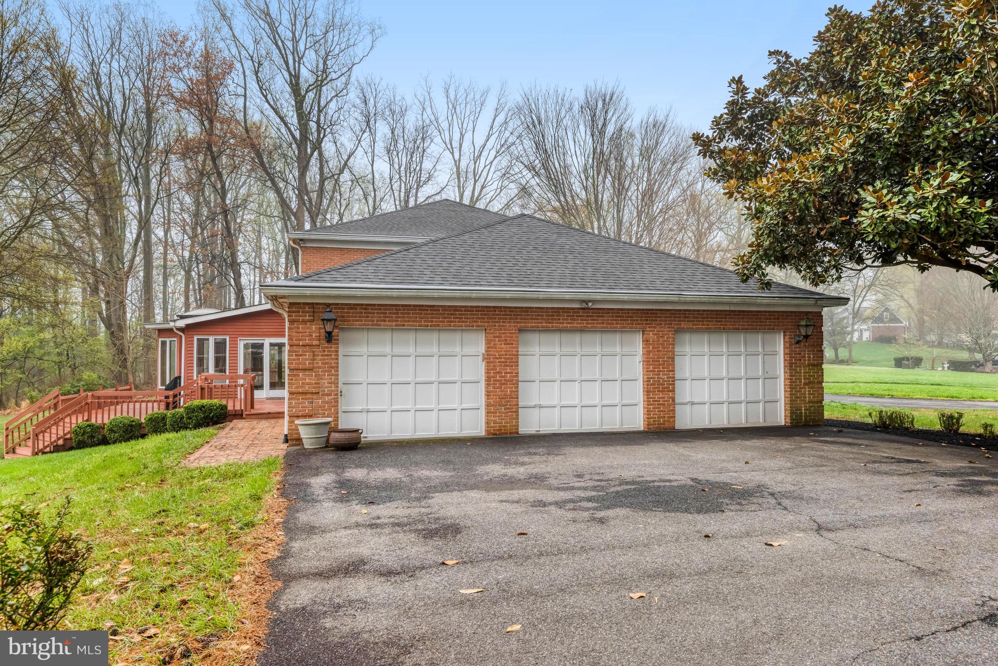 EVERGREEN FARM - Residential