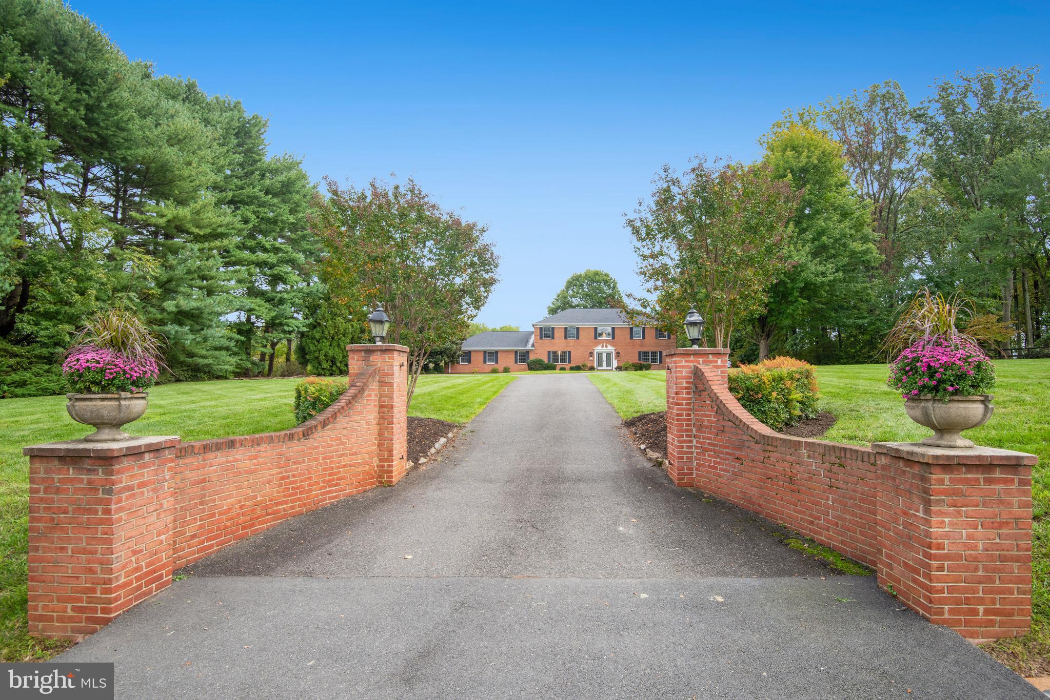 EVERGREEN FARM - Residential