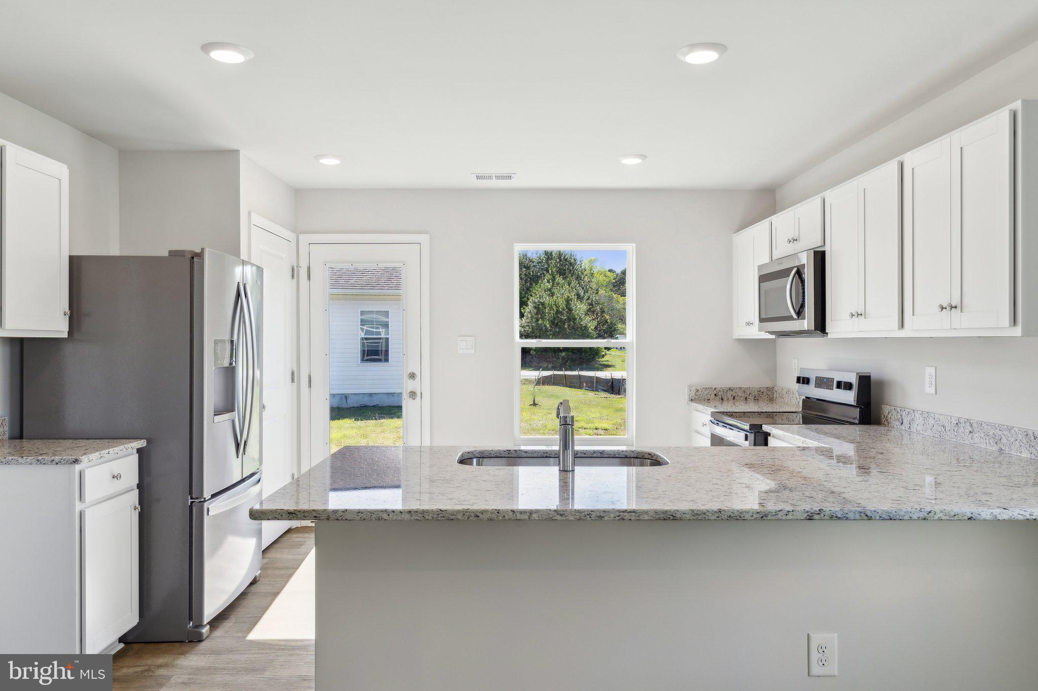 KINNAMON MEADOWS - Residential